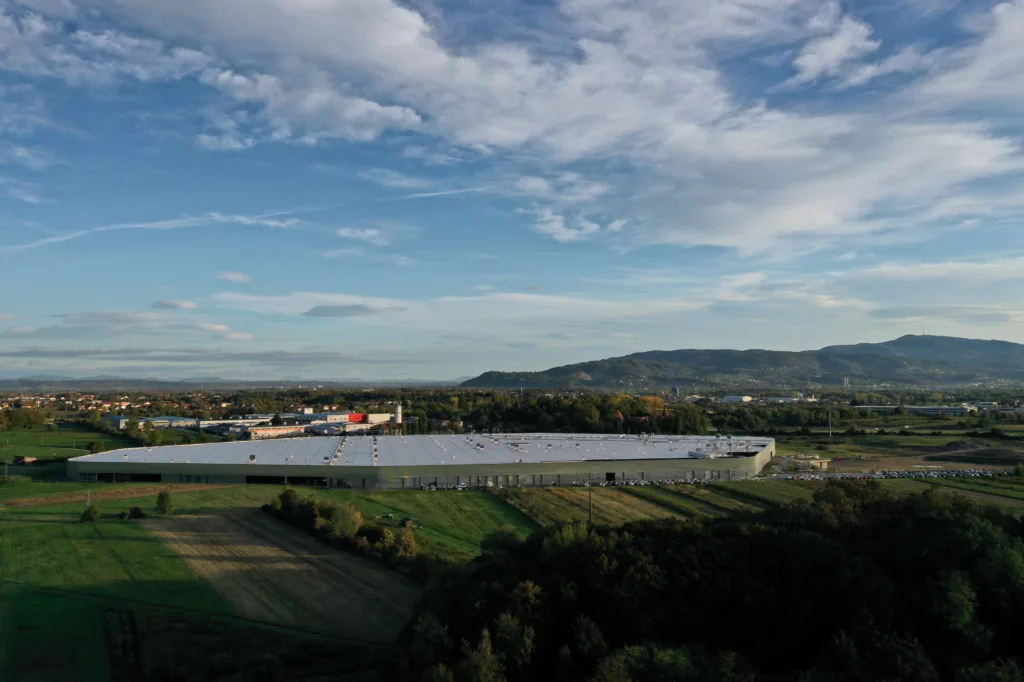 Chorwacki impuls dla bawarskiej limuzyny i7. Rimac napędza nową erę BMW Chorwacki impuls dla bawarskiej limuzyny i7. Rimac napędza nową erę BMW - Rimac napedza nowa ere BMW 2