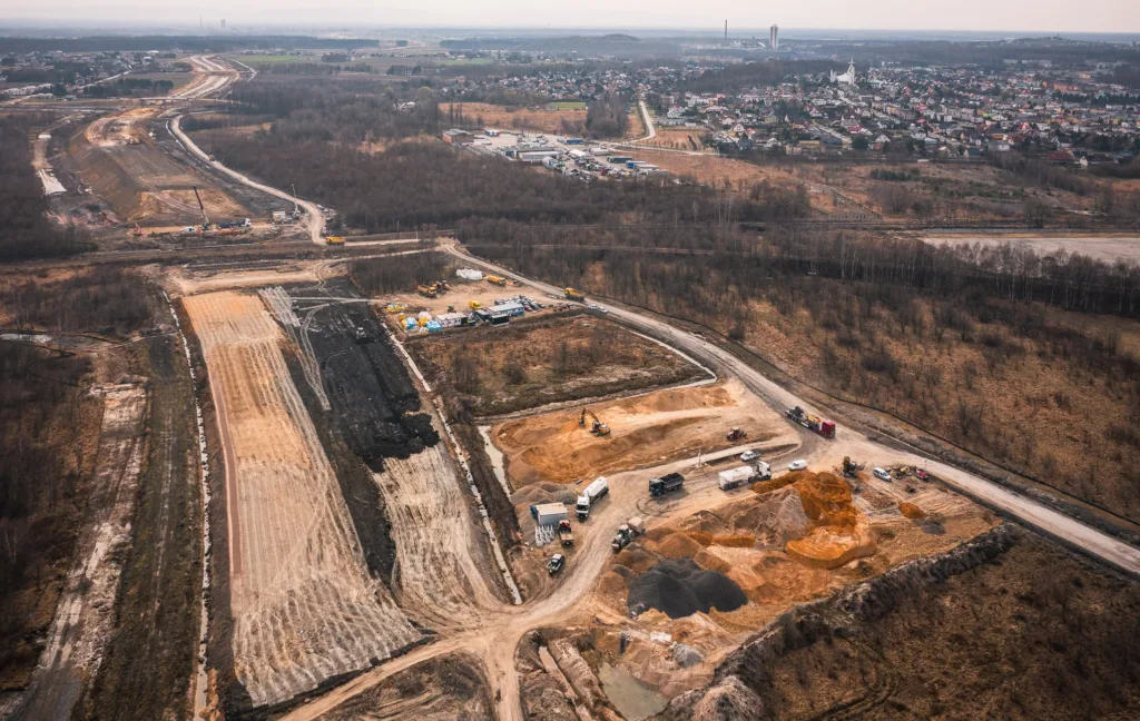 S1 bliżej domknięcia. Ostatni brakujący odcinek w woj. śląskim gotowy w 50 procentach - S1 myslowice Zwardon GDDKiA 555 fot. Pawel Klarecki 1