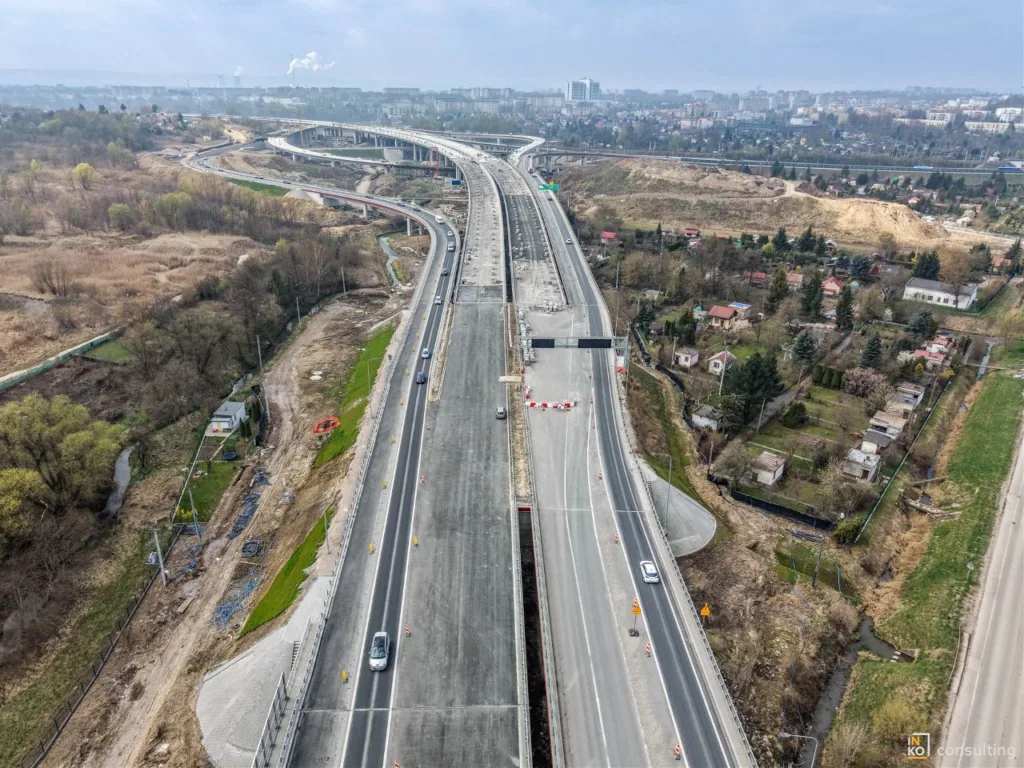 Kraków domyka drogowy pierścień. Węzeł na S7 gotowy w 74 procentach - S7 GDDKiA 10