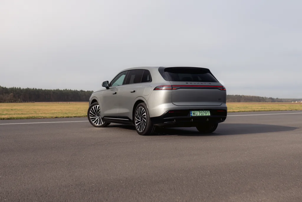 Exlantix ES i ET w Polsce. Tanio nie jest. Start od 330 tys. zł! - SKR07551 kopia 2