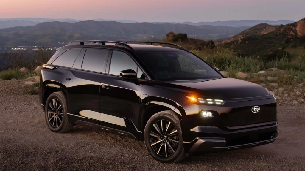 Getaway: Elektryczny, siedmiomiejscowy SUV z mocą 420 KM - Subaru Getaway 3