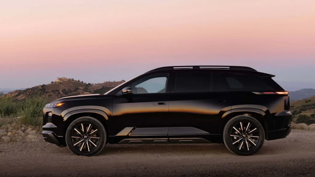 Getaway: Elektryczny, siedmiomiejscowy SUV z mocą 420 KM - Subaru Getaway 6