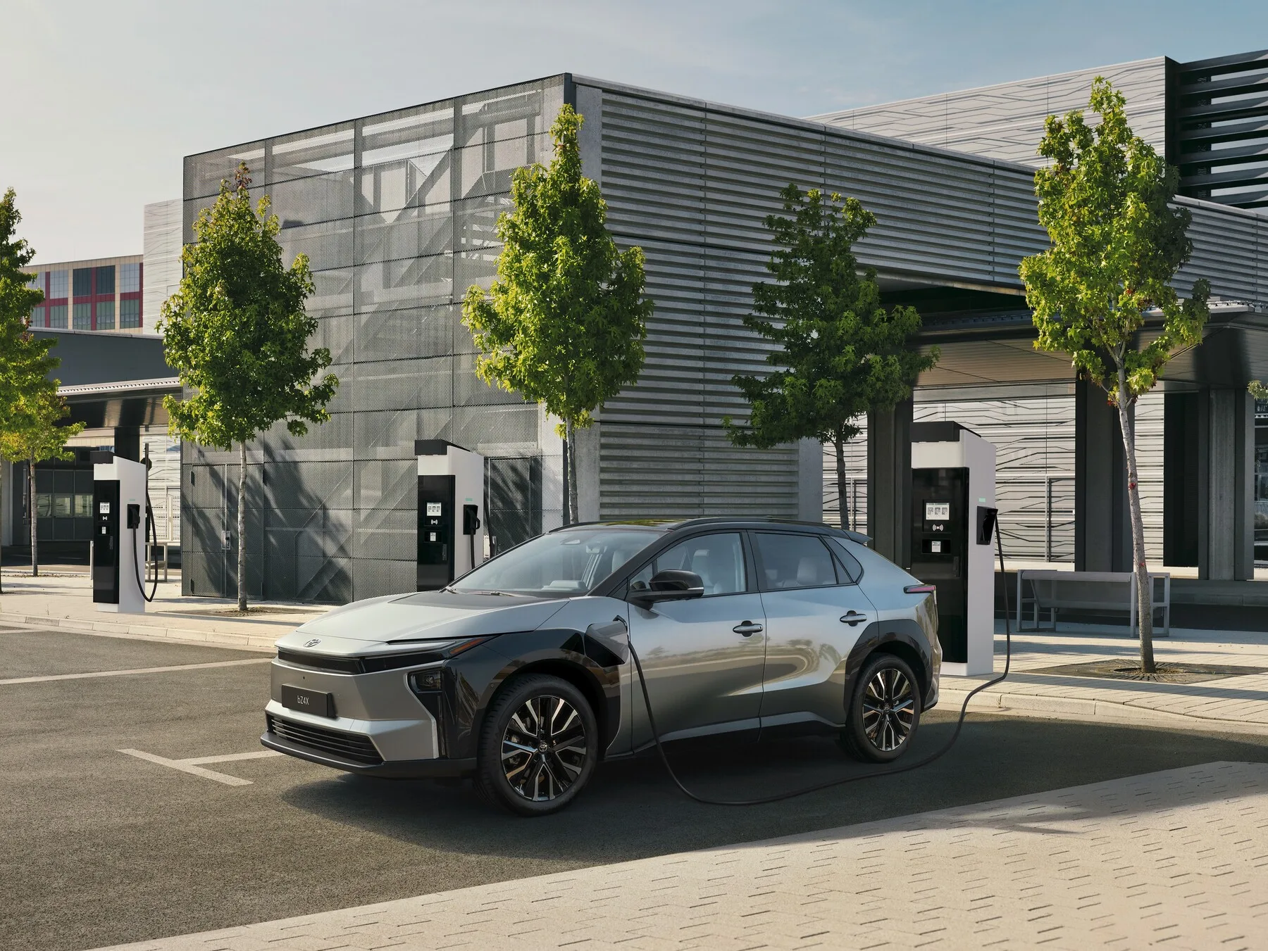 Toyota tnie ceny w sieci ładowania 1