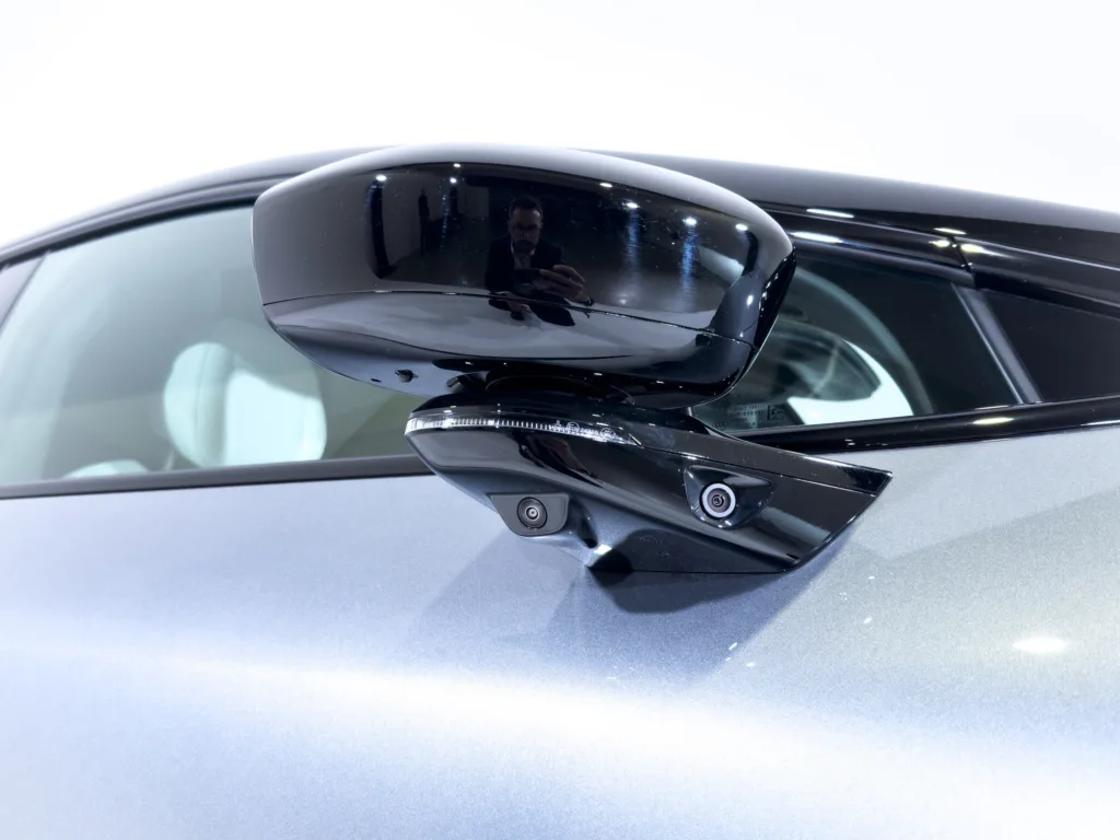 Xpeng P7+ zadebiutował w Polsce. Pięciometrowy liftback z Austrii, ma zmienić reguły gry w segmencie premium - XPENG P7 20