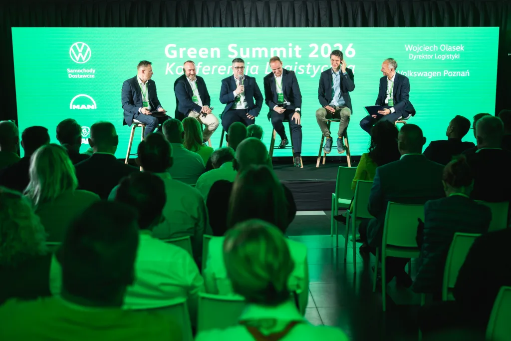 Volkswagen z zielonym transportem Volkswagen z zielonym transportem - 2026 05 22 GreenSummit 03 FotKrzysztofKubiak