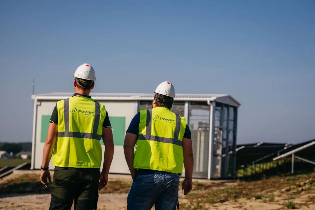 Mega magazyn energii powstanie w Dzięgielewie. 300 MW mocy i 1200 MWh pojemności - Axpo i R.Power 2