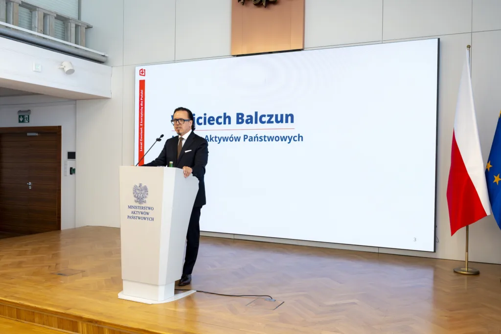 Foxconn wybuduje fabrykę półprzewodników. Rząd zapowiada 400 tys. BEV rocznie - EMP MAP 5