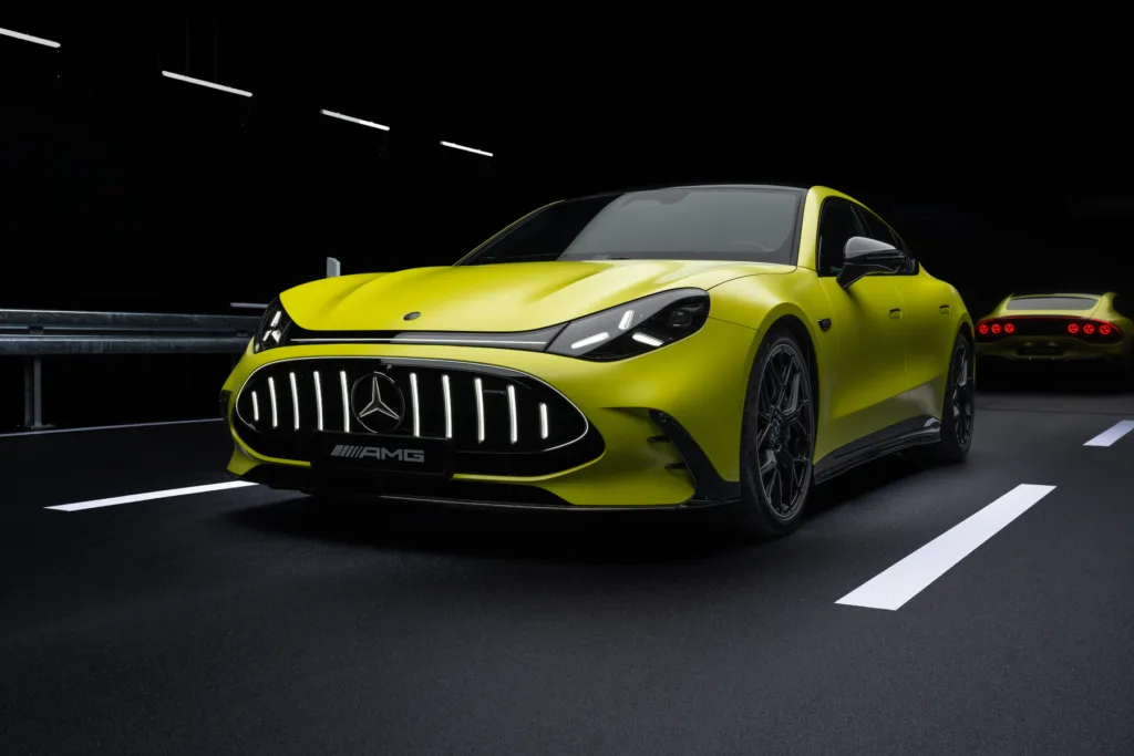 1 169 KM i zero kompromisów. AMG pokazuje, jak ma wyglądać przyszłość szybkich GT 1 169 KM i zero kompromisów. AMG pokazuje, jak ma wyglądać przyszłość szybkich GT - Mercedes‐AMG GT 4‐Door Coupe 1