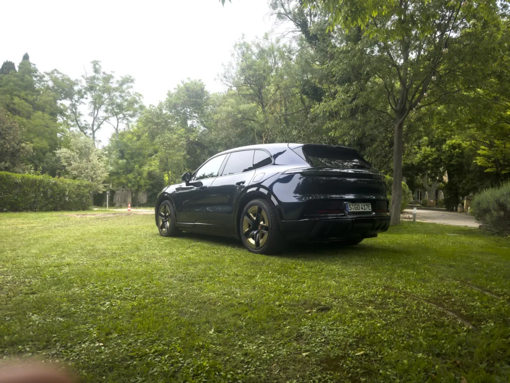 [RELACJA] Porsche Cayenne Electric – pierwsza jazda najmocniejszym Porsche w historii - Porsche Cayenne 16