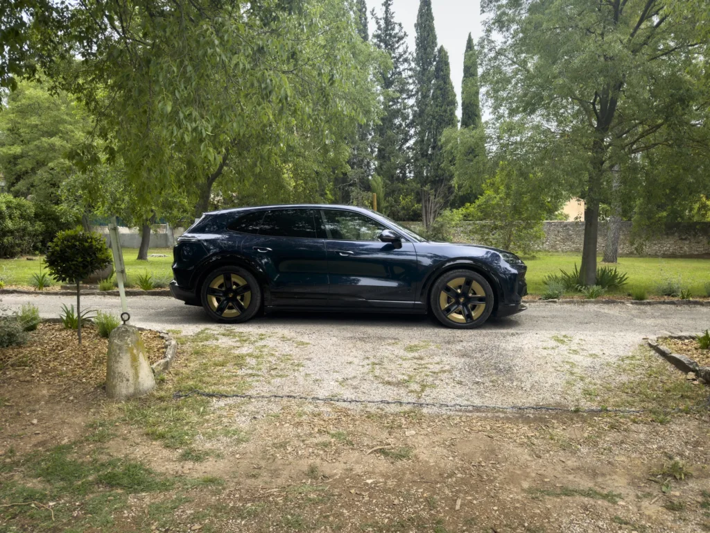 [RELACJA] Porsche Cayenne Electric – pierwsza jazda najmocniejszym Porsche w historii - Porsche Cayenne 19