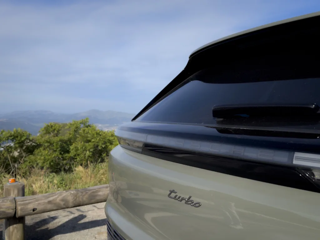 [RELACJA] Porsche Cayenne Electric – pierwsza jazda najmocniejszym Porsche w historii - Porsche Cayenne 3