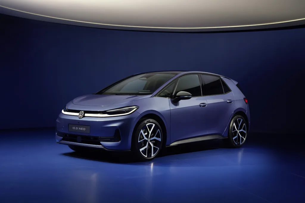 Golf na prąd jeszcze poczeka. Volkswagen stawia na ID: Polo, Neo i Cross Golf na prąd jeszcze poczeka. Volkswagen stawia na ID: Polo, Neo i Cross - Volksvagen ID.3 Neo 33