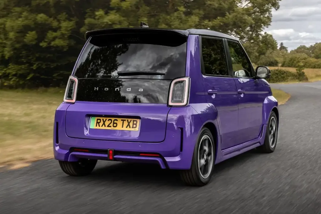 Honda Super‑N: Zasięg? Zaledwie 200 kilometrów, ale nie o to chodzi! Honda Super‑N: Zasięg? Zaledwie 200 kilometrów, ale nie o to chodzi! - Honda Super N 44 whatcar 55