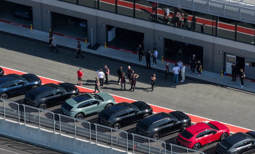 Porsche Cayenne Electric po raz pierwszy w Polsce. Mieliśmy okazję sprawdzić go na torze - PECSR 05 2026 1404 0106 D