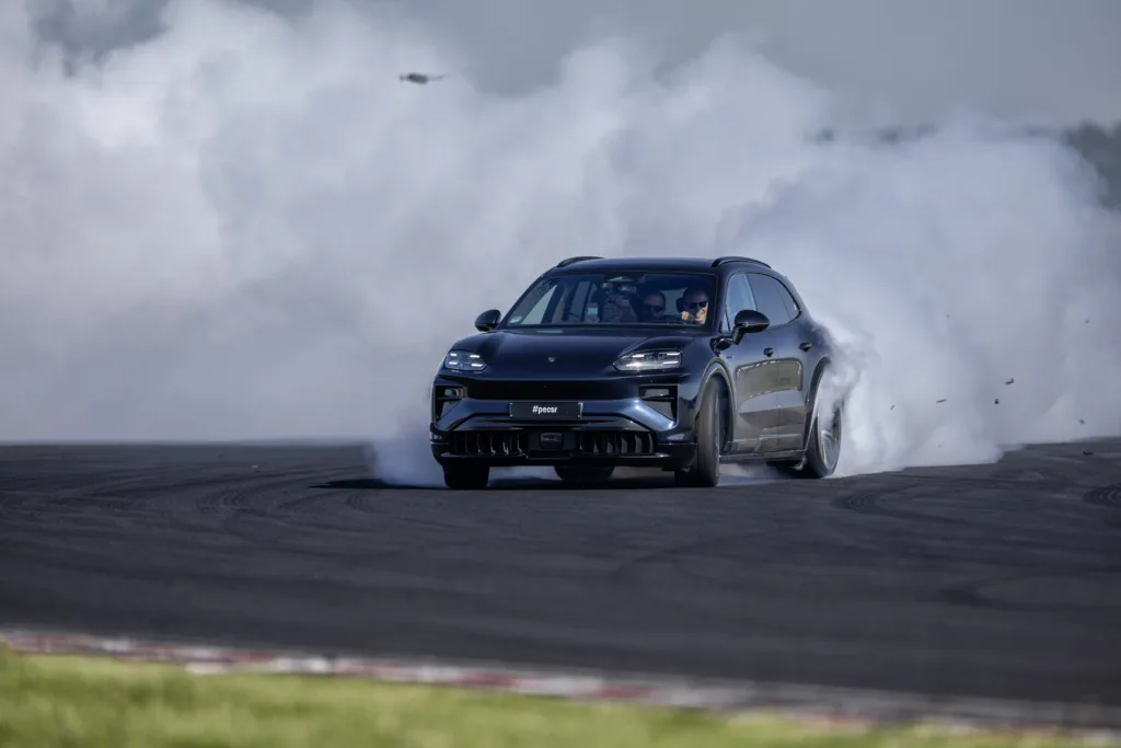 Porsche Cayenne Electric po raz pierwszy w Polsce. Mieliśmy okazję sprawdzić go na torze - PECSR 05 2026 83A5301