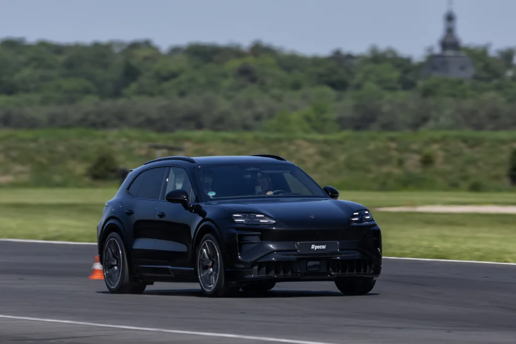 Porsche Cayenne Electric po raz pierwszy w Polsce. Mieliśmy okazję sprawdzić go na torze - PECSR 05 2026 N6A6677