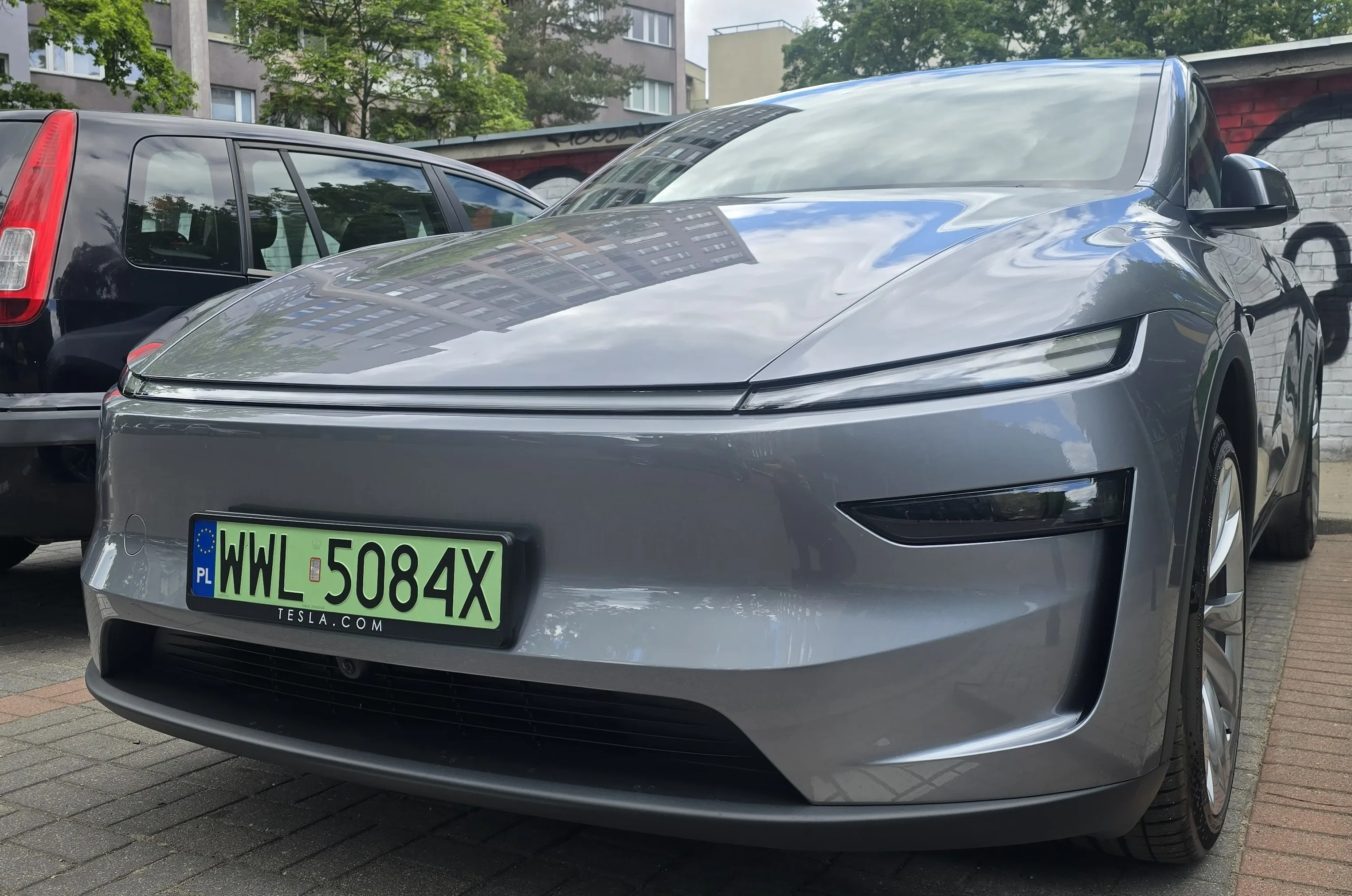 Tesla Model Y z drugiej ręki 1