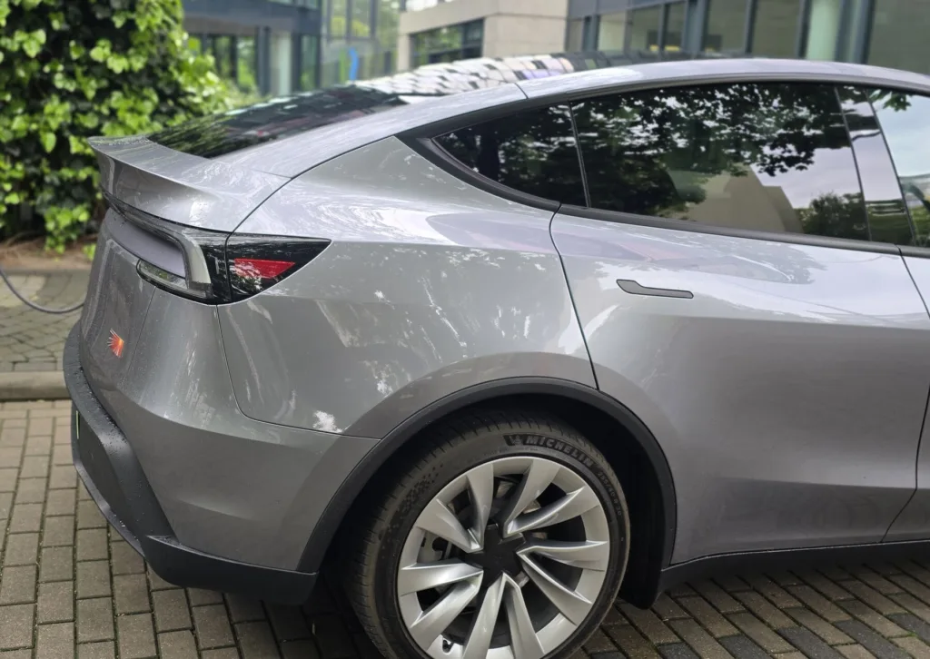 Tesla wraca do gry w Europie. Francja „wywróciła stolik”. 655% wzrostu rejestracji w maju - Tesla wraca do gry w Europie 1