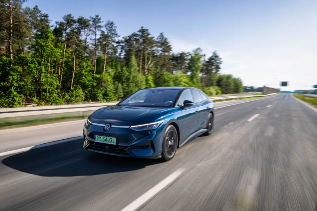 Warszawa–Chorwacja na dwa ładowania. Test Volkswagena ID.7 na trasie 959 km - VW Cro1 007