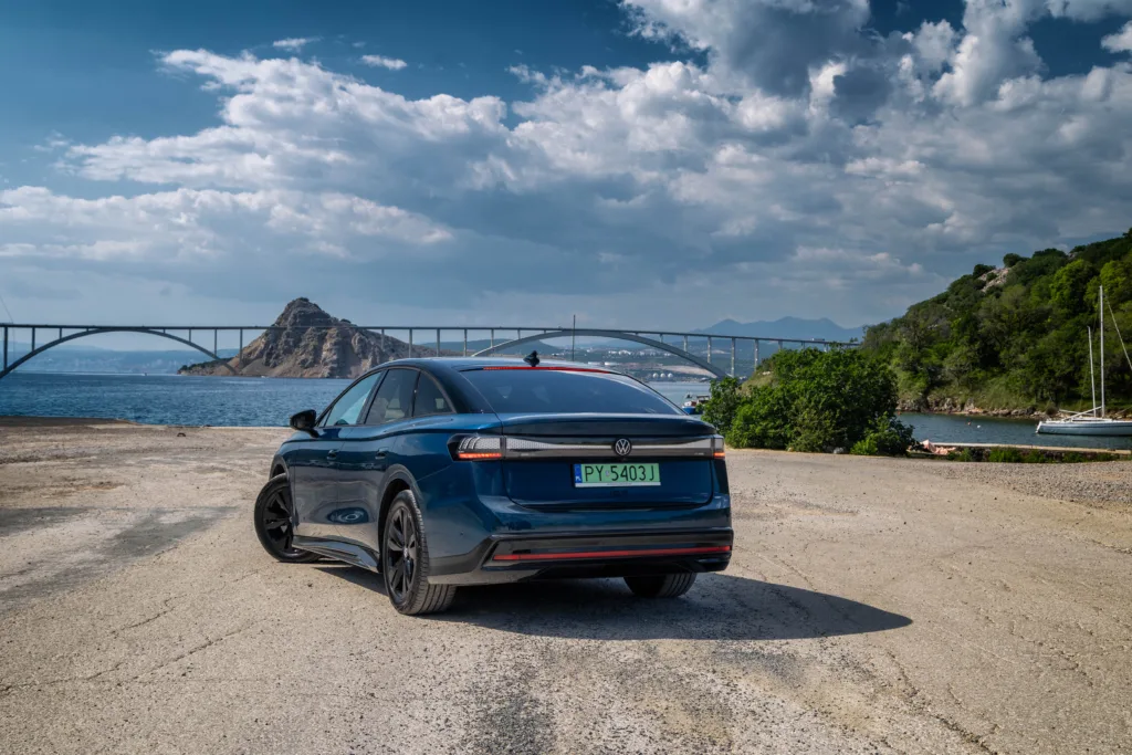 Warszawa–Chorwacja na dwa ładowania. Test Volkswagena ID.7 na trasie 959 km - VW Cro3 006