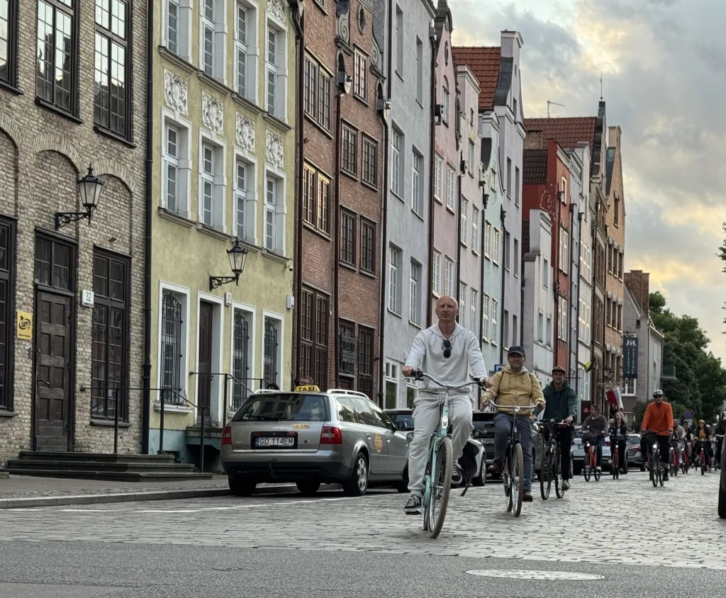 W najbliższą sobotę na Targu Węglowym powstanie zeroemisyjne miasteczko nowej mobilności. Wstęp wolny! - rowery miasteczko gdansk 1