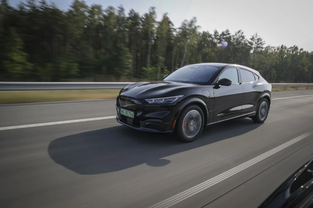 Ford z mapami Apple od 2027 roku. Google Maps odchodzi do lamusa? - Ford BlueCruise 4