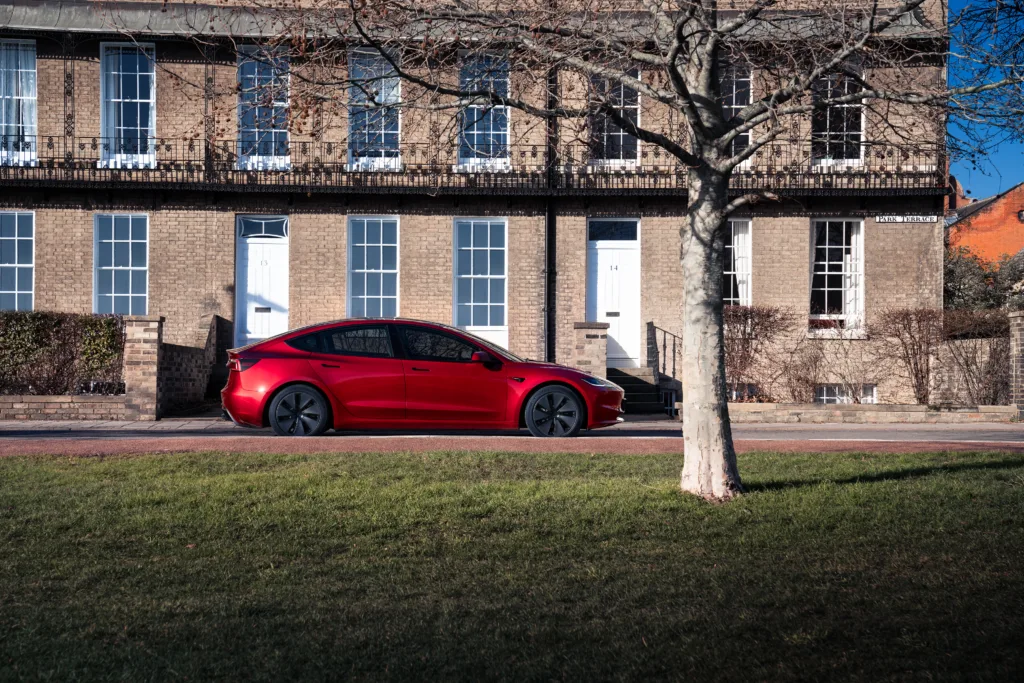 Tesla Model 3 z „drugiej ręki”. Zadbany model za 100 tys. złotych? To możliwe! - Model3 51