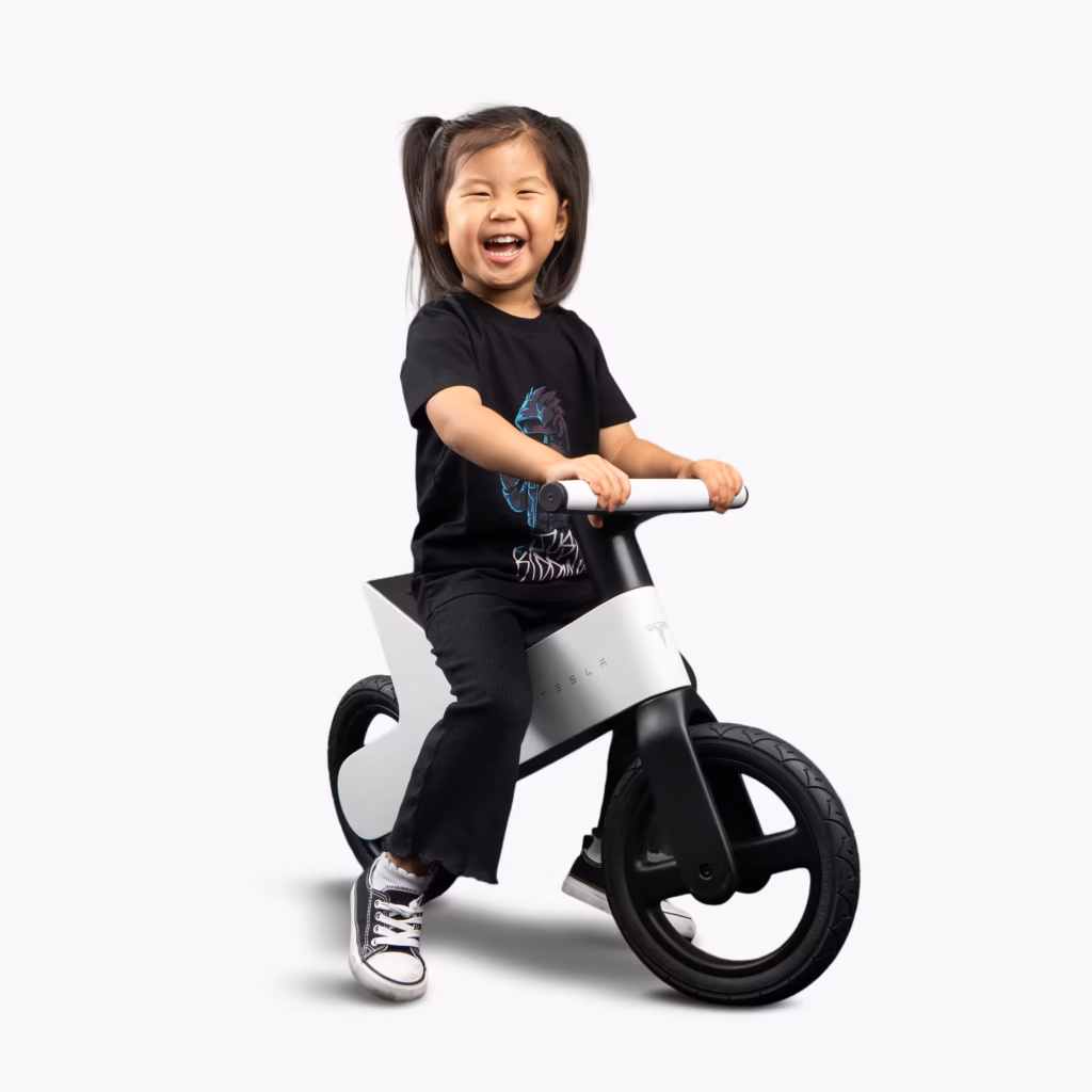 Tesla: magnez, minimalizm i marketing, czyli Balance Bike for Kids za 225 USD - Tesla rowerek 3