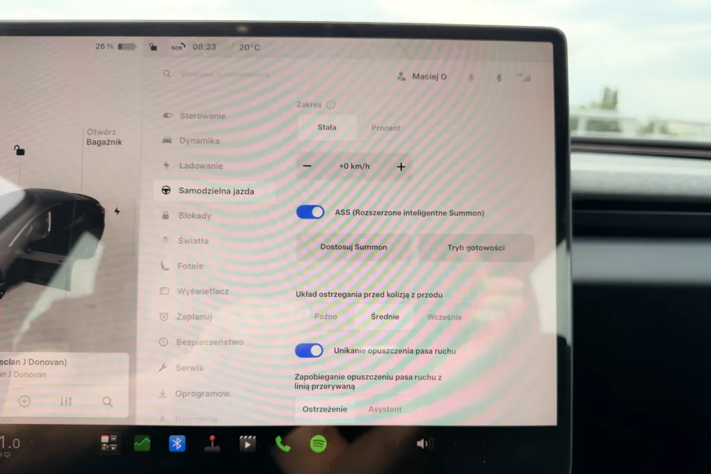 Tesla ma już dobrego elektryka. Teraz czas na autonomię FSD w Europie - Tesla 3RWD 8