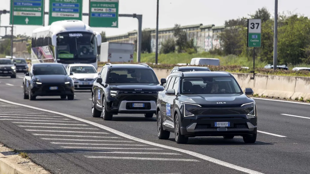 Motor1 Italy: test 12 elektryków. Różnice w zasięgu sięgnęły 355 kilometrów! Motor1 Italy: test 12 elektryków. Różnice w zasięgu sięgnęły 355 kilometrów! - Test Motor Italy 1 3