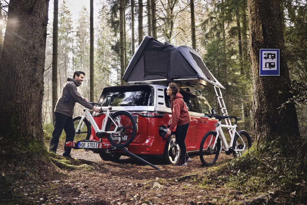 Volkswagen w świecie e‑bike’ów z radarami i kamerami cofania za 4 tys. funtów. Okulary z wyświetlaczem HUD w opcji! - Volkswagen rowery 2