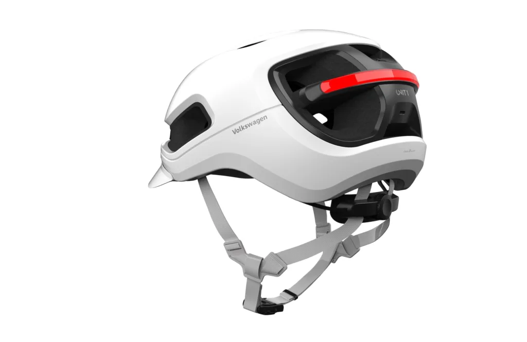 Volkswagen w świecie e‑bike’ów z radarami i kamerami cofania za 4 tys. funtów. Okulary z wyświetlaczem HUD w opcji! - Volkswagen rowery 6