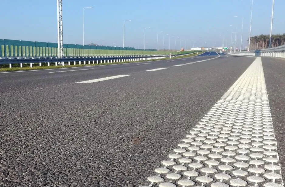 Inwestycje za miliardy. S11 i S10 zmienią komunikacyjną mapę Polski Inwestycje za miliardy. S11 i S10 zmienią komunikacyjną mapę Polski - autostrada GDDKiA 22