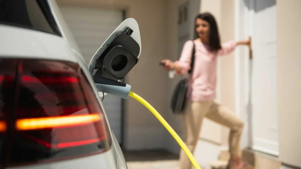 PKO Leasing i Elocity połączą finansowanie „elektryków” z obsługą służbowego ładowania - elocity2