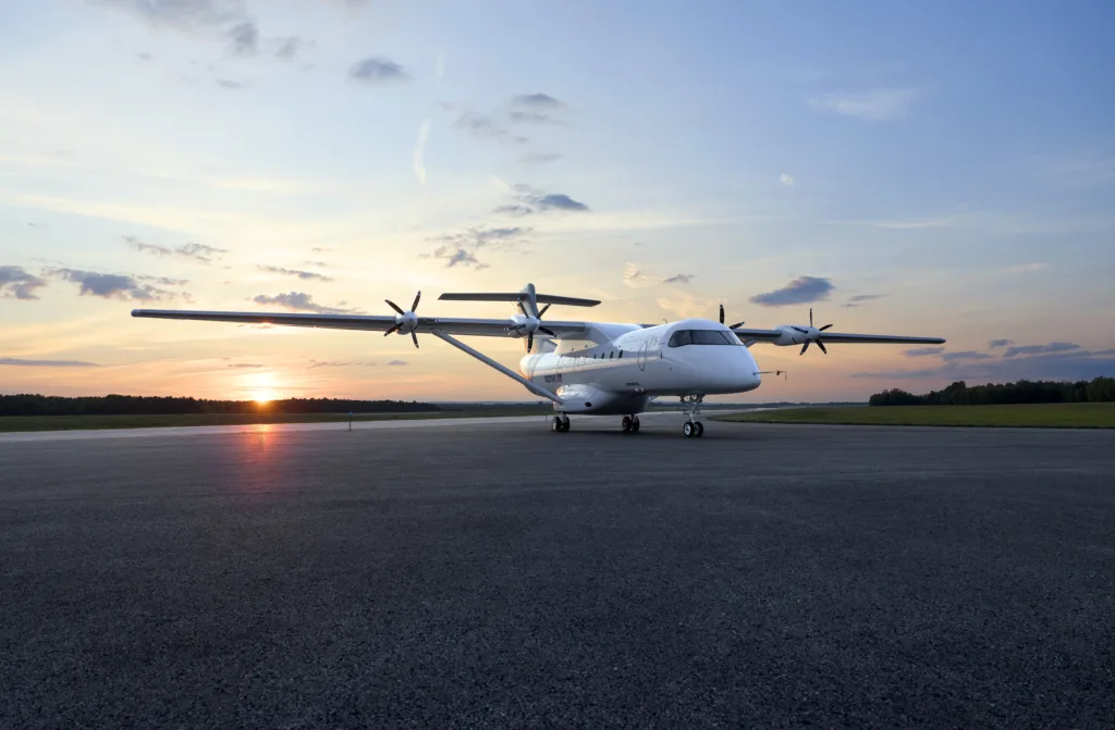 Największy elektryczny samolot świata wzbił się w powietrze. Pięć dolarów za 27 minut lotu X1! - Heart Aerospace x1 samolot elektryczny 2