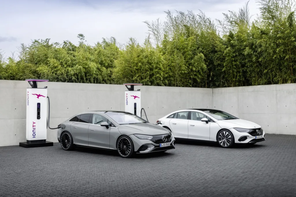 Używany Mercedes EQS. Prestiż z dużym zasięgiem za połowę ceny - Mercedes EQS 1