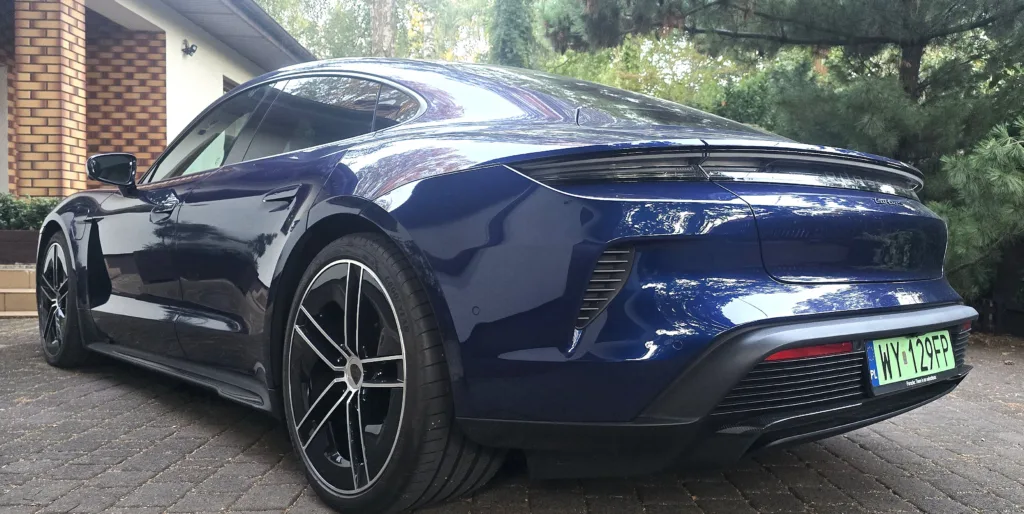Porsche kończy produkcję Taycana. W tle słabnąca sprzedaż i presja konkurencji - Taycan 2