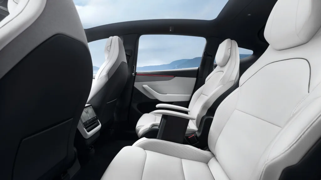 Większa Tesla Model Y trafi w końcu do Europy? Są ważne wskazówki Większa Tesla Model Y trafi w końcu do Europy? Są ważne wskazówki - Tesla Y L w Europie 3