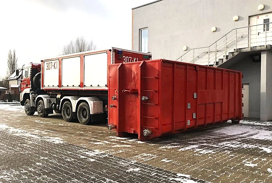 EV płoną rzadziej niż auta spalinowe. Statystyki z Polski i świata nie pozostawiają wątpliwości EV płoną rzadziej niż auta spalinowe. Statystyki z Polski i świata nie pozostawiają wątpliwości - Wroclawska straz pozarna gotowa do walki z pozarami pojazdow elektrycznych 1 63ecc785d9464 1gefkpw