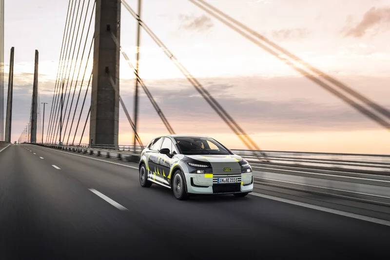 Zdjęcia Audi A2 e-tron wyciekły tuż przed premierą. Teraz czekamy na cennik - Audi A2 e tron 5