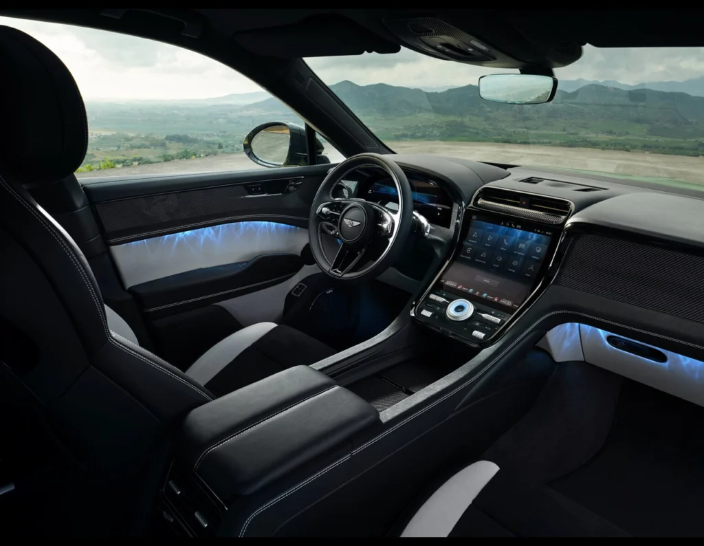 Bentley Torcal to pierwszy elektryczny model marki. Ma 888 KM i 600 km zasięgu - Bentrley Trocal 4