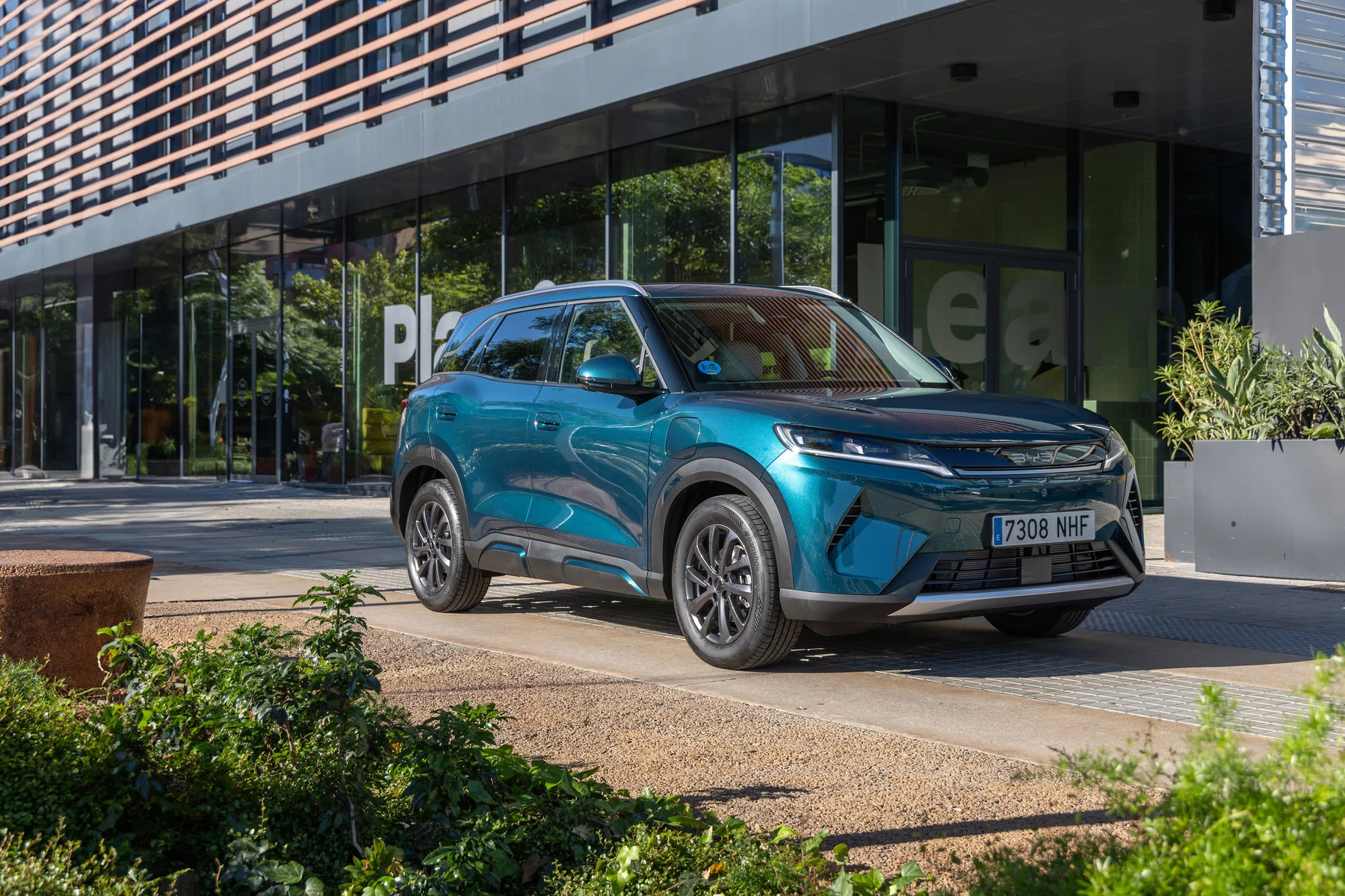 Bruksela cła BYD ATTO 2 DM-i 1