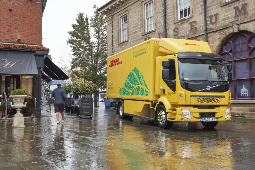 CATL pokazuje baterię, która ma zmienić sektor pojazdów użytkowych. Zasięg do 1000 km i 25 minut ładowania do 80 procent - CATL DHL 22