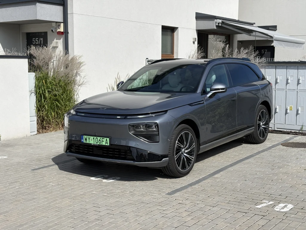 XPENG G9: 391 kW na ładowarce i 12 minut do 80 procent. "Elektryki" zmieniają się szybko - IMG 3027
