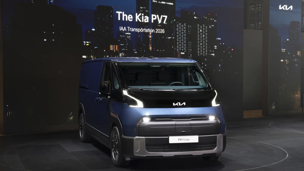 Elektryczny PV7 z baterią 96,2 kWh. Kia szykuje aż 23 wersje - Kia PV7 Cargo swiatowa premiera 5