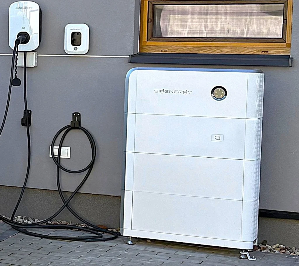 Jak działa magazyn energii i dlaczego nie ma 100-procentowej sprawności? - Magazyn energii czy to ma sens fot LL