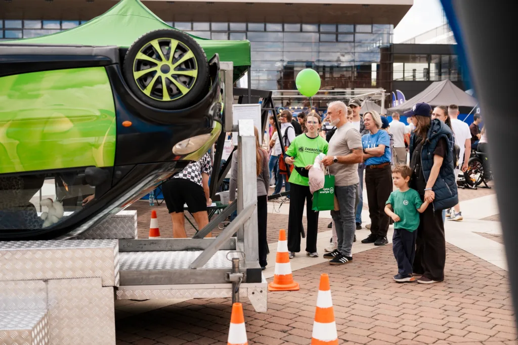 New Mobility Experience 2026: ponad 500 jazd testowych i 100 aut na EV Light Show - NMExp Lodz 20