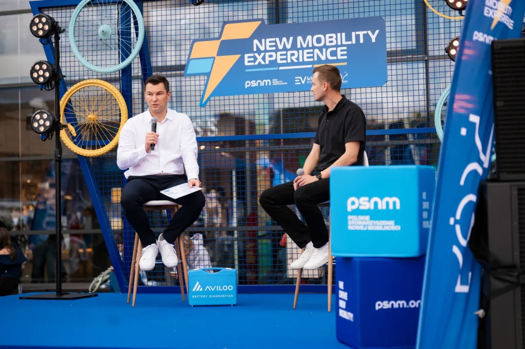 New Mobility Experience 2026: ponad 500 jazd testowych i 100 aut na EV Light Show - NMExp Lodz 21