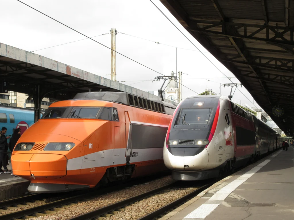 Świat pędzi 350 km/h. Chiny mają już 46 tys. km szybkich torów, a Polska projektuje linię „Y” na tę samą prędkość - TGV wikipedia 22