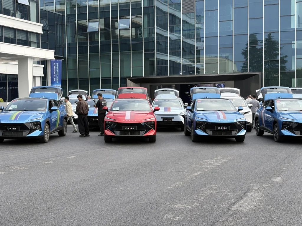 Volkswagen stawia na Chiny. Technologie opracowane w Hefei trafią najpierw do... Ameryki Południowej Volkswagen stawia na Chiny. Technologie opracowane w Hefei trafią najpierw do... Ameryki Południowej - 2026 10 21 02.35.27